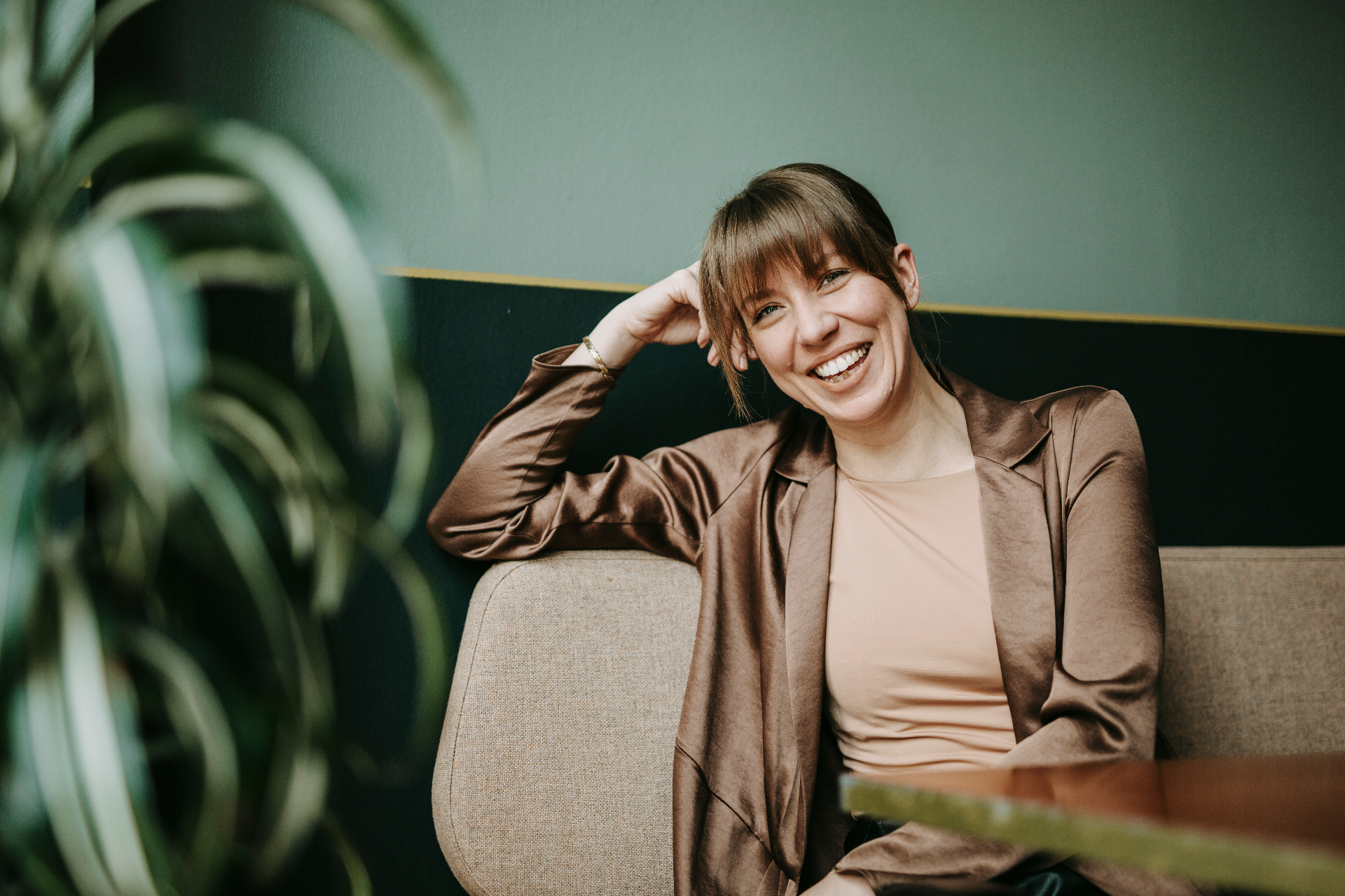 Alina Hill – Schauspielerin, Autorin und Coach